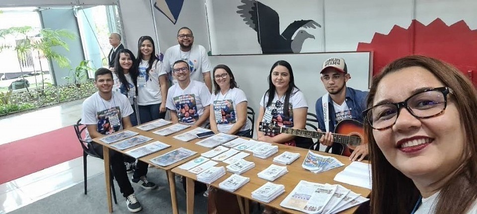 Exposição de livros e revistas na 25ª Feira Pan-Amazônica do Livro.